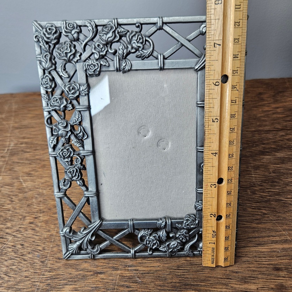 Decorel Vtg‎ Silver Tone Rose Lattice Filigree 3.5x5 Picture Frame Victorian